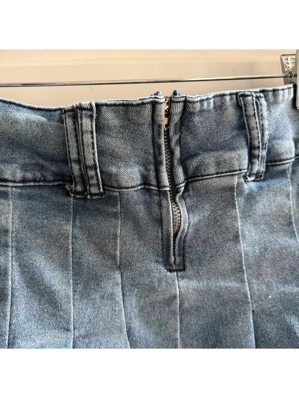 Goodtimes Pleated Denim Mini Skirt Women’s Small Blue Y2K High Waist Flare